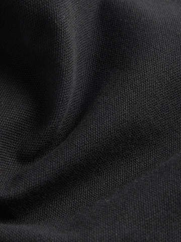 Tricou de la Next pe negru