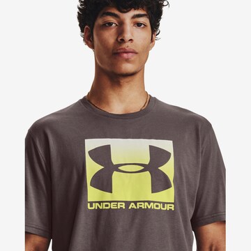 UNDER ARMOUR Funktionsshirt 'Boxed' in Braun