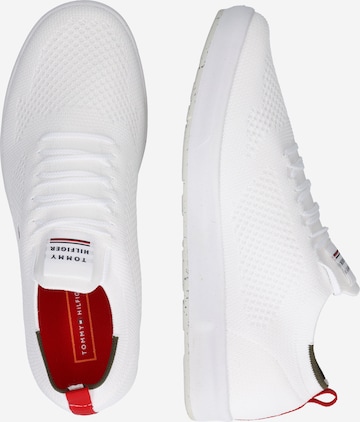 TOMMY HILFIGER Sneakers low i hvit