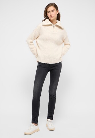 MUSTANG Pullover in Weiß