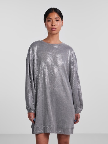 PIECES Dress 'Fawn' in Silver: front