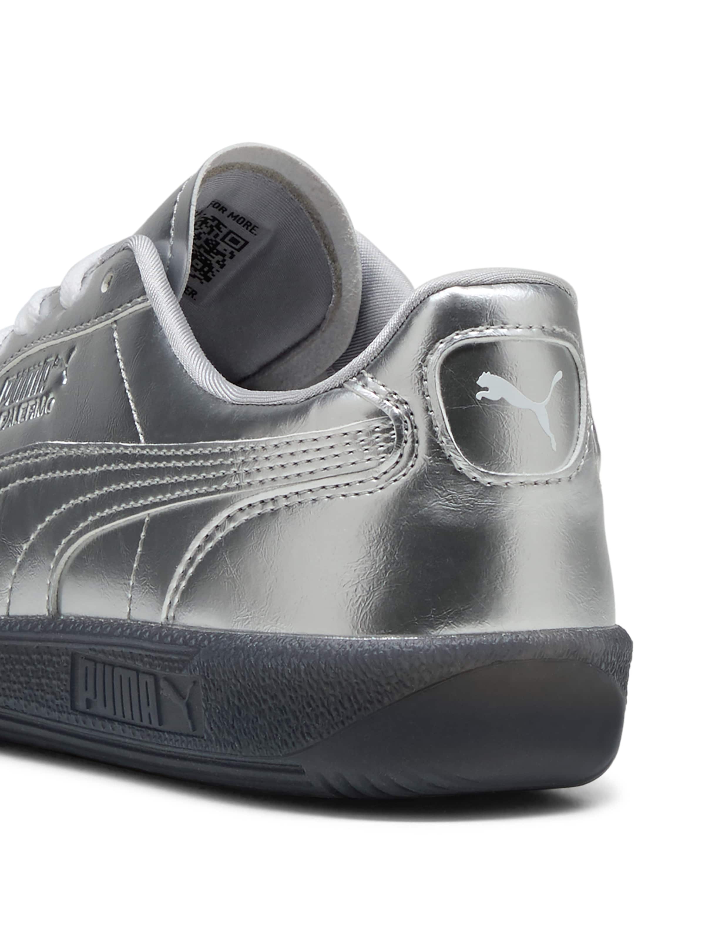 PUMA Matalavartiset tennarit 'Palermo Astro Escape' värissä hopea