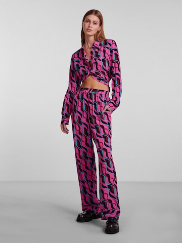 Loosefit Pantalon 'Sippy' YAS en rose