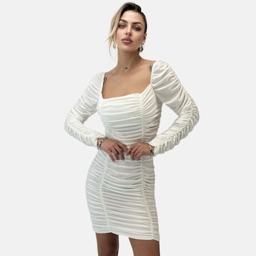 Abito di Elara in bianco: frontale