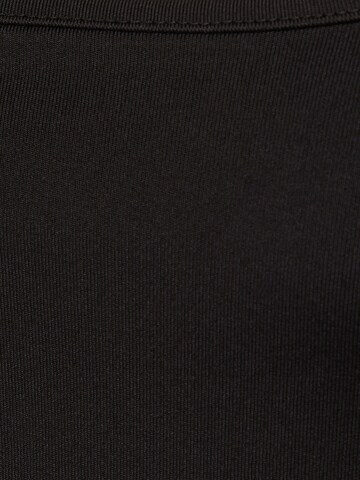 Vero Moda Tall - Camiseta 'MILLION' en negro