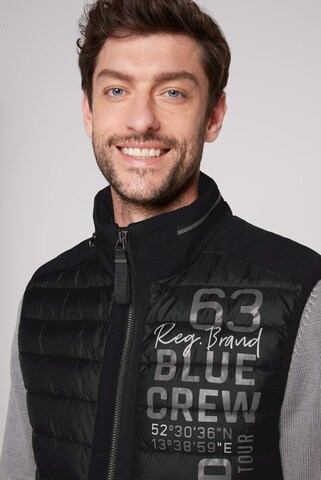 CAMP DAVID Leichte Steppweste mit Softshell-Details in Schwarz