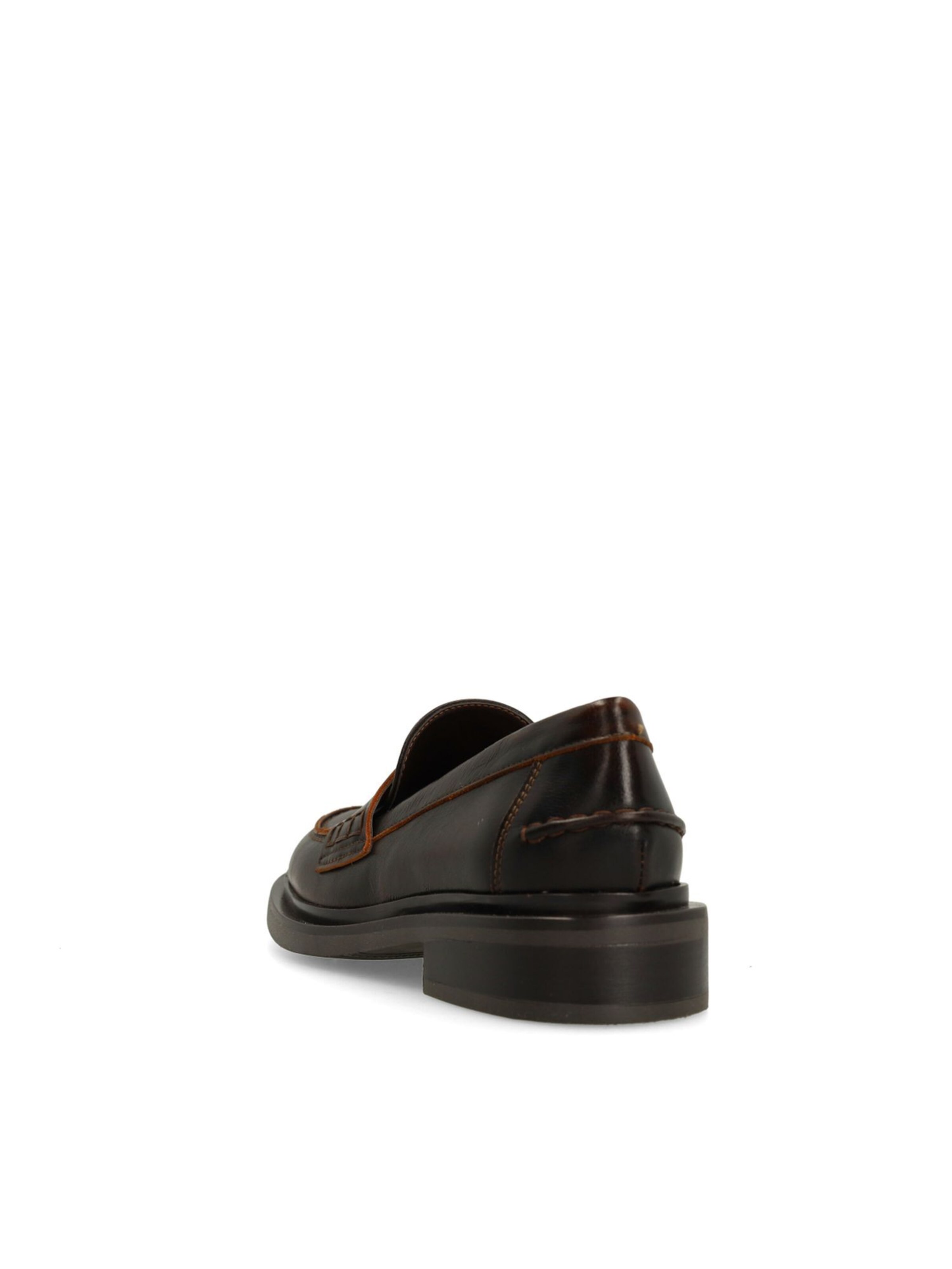 MANFIELD Classic Flats in Brown