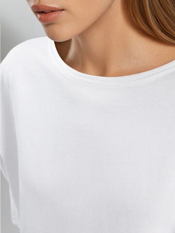 Busem - Blusa em branco