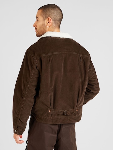 LEVI'S ® Overgangsjakke 'Type 1 Sherpa Trucker Corduroy Jacket' i brun