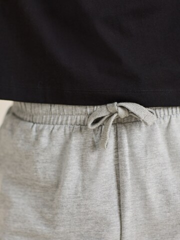 Pyjama court Next en gris