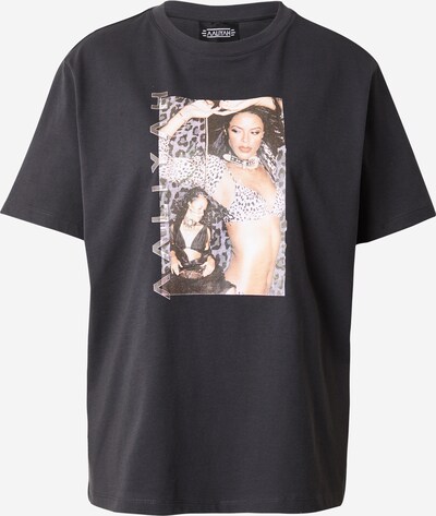 ABOUT YOU x Chiara Biasi T-shirt 'Philine' en gris / anthracite / blanc, Vue avec produit