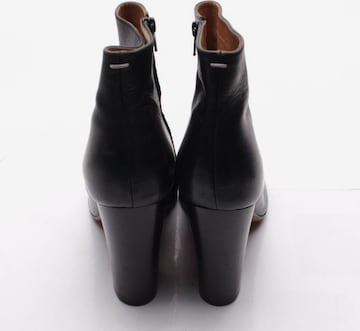 Maison Martin Margiela Dress Boots in 38,5 in Black