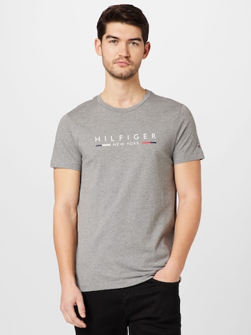 T-Shirt 'New York' TOMMY HILFIGER en gris : devant