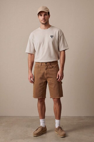 Trendyol - Camiseta en gris