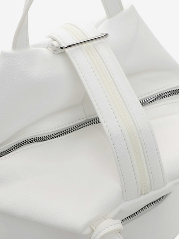 TAMARIS Backpack 'Nele' in White