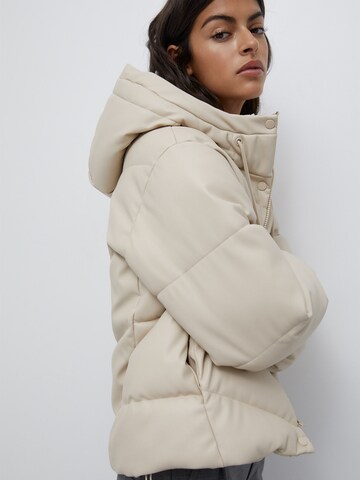 Pull&Bear Jacke in Beige