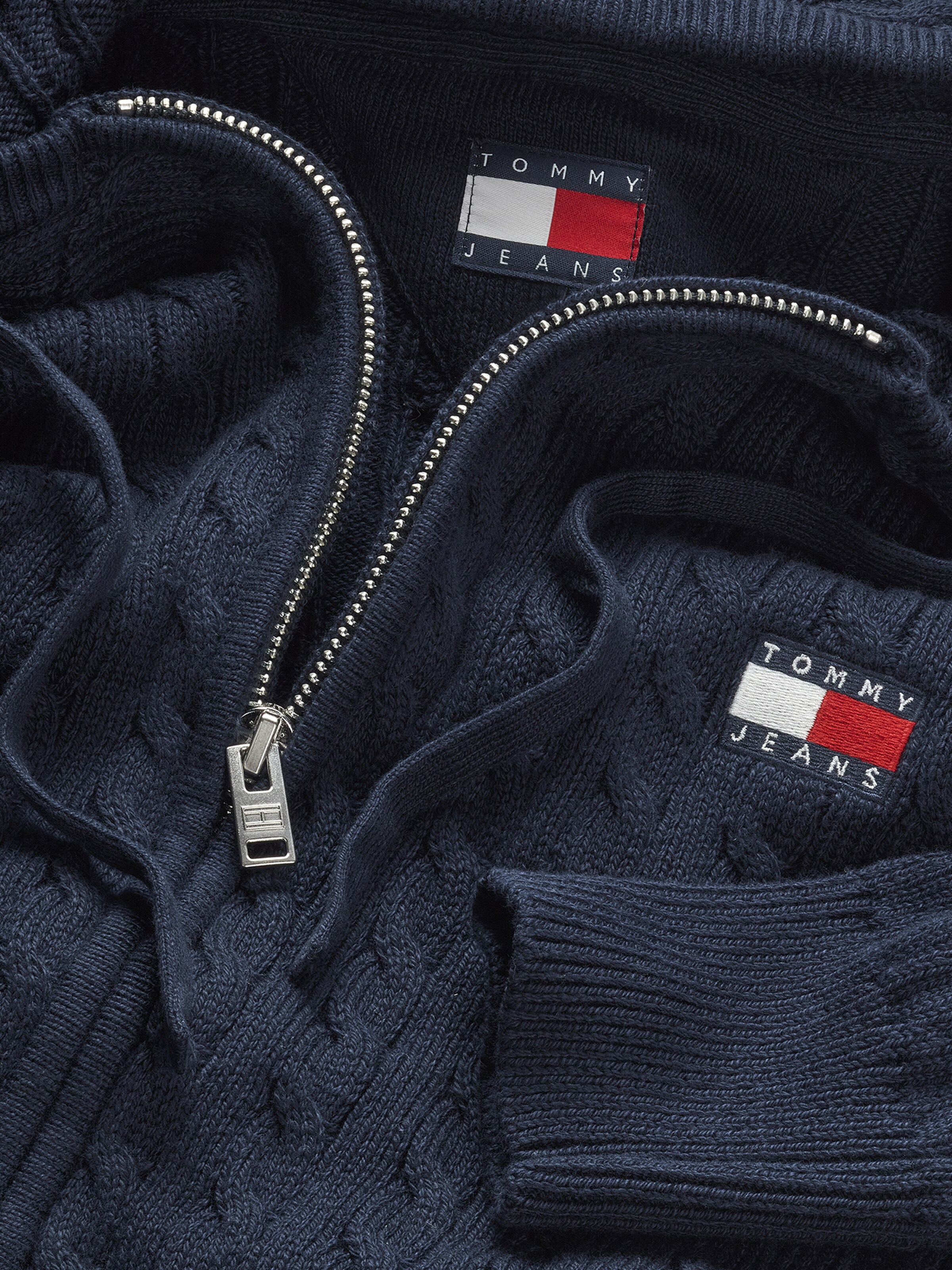 Tommy Jeans Плетена жилетка в синьо