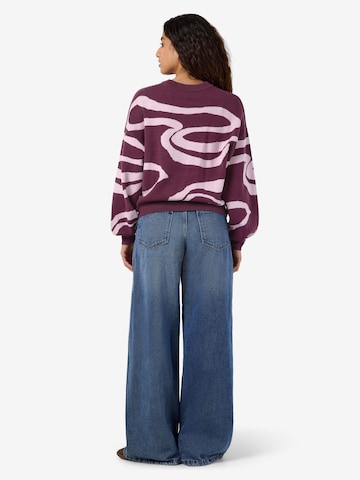Pull-over Noisy may en violet