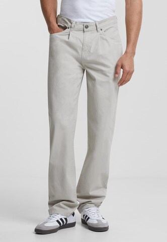 Urban Classics Loose fit Pants in Grey: front