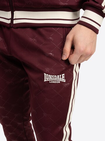 LONSDALE Strój do biegania 'Ashwell' w kolorze czerwony