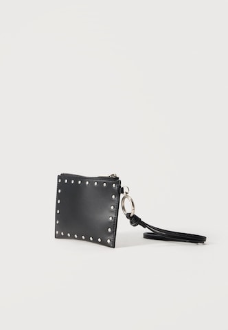 Calvin Klein Case in Black: side