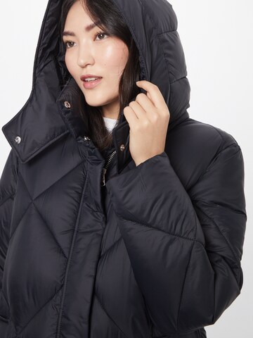 Abercrombie & Fitch Płaszcz zimowy w kolorze czarny