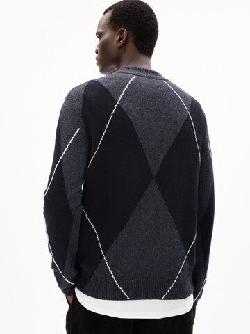 Pull-over 'Argelius' ARMEDANGELS en noir : devant