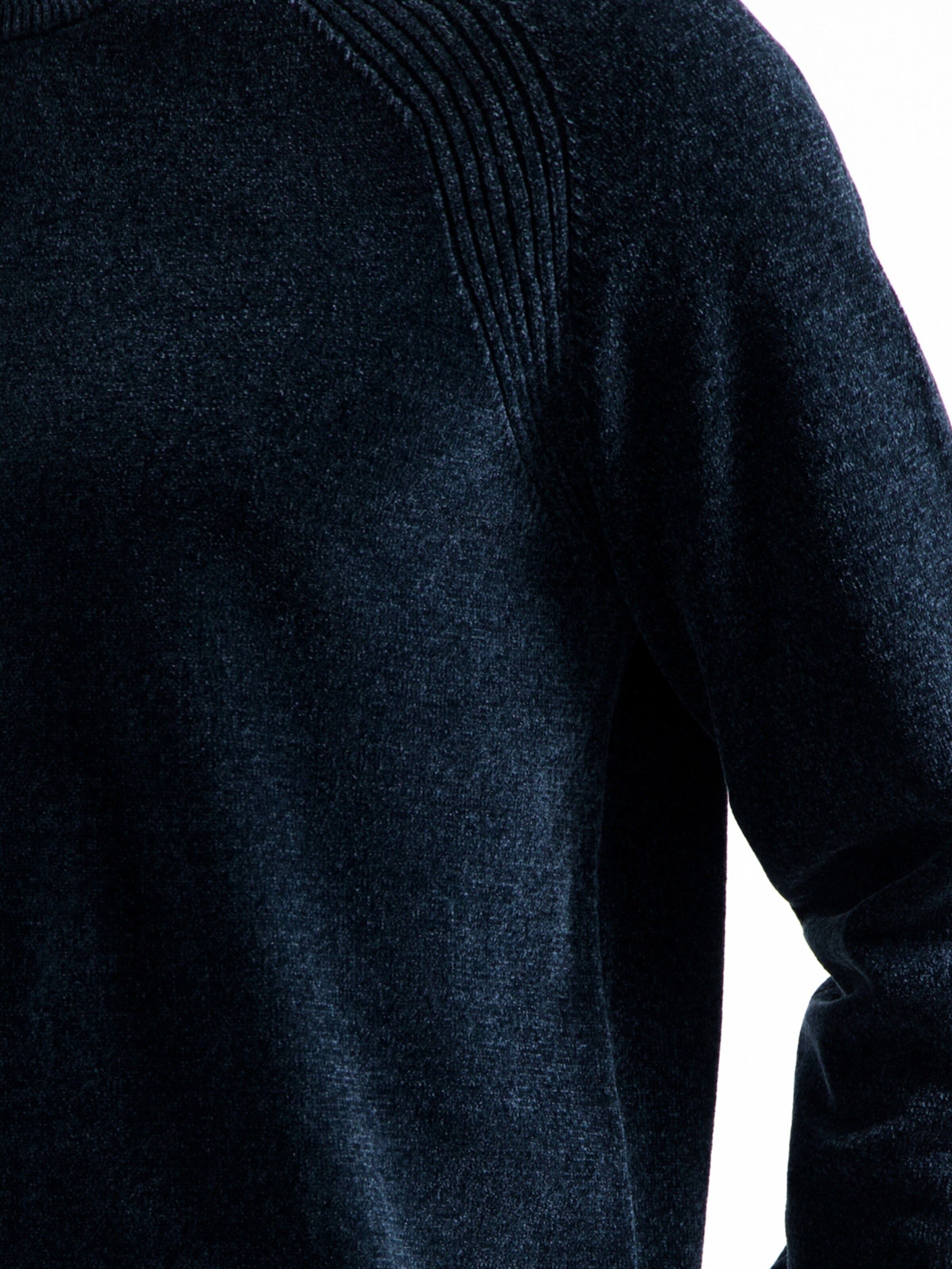 No Excess Pullover in Blau