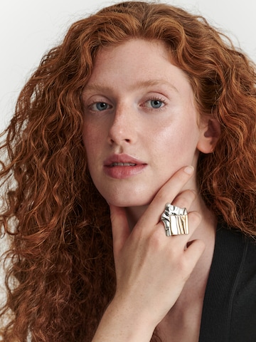 TATUUM Ring 'Falli' in Gold: Vorderseite