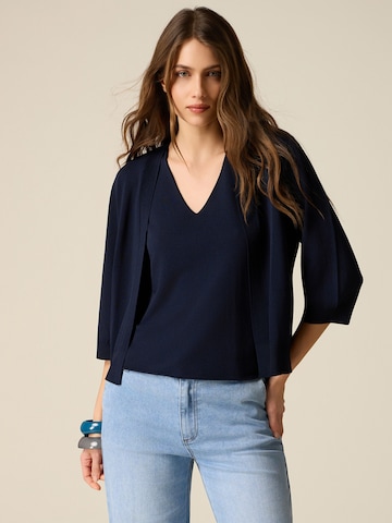 oltre Sweat jacket in Blue: front