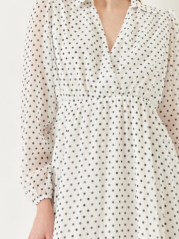 Bianco Lucci Mekko värissä valkoinen