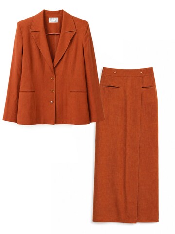 Amarilde Kostüm‌‌ in Orange: Vorderseite