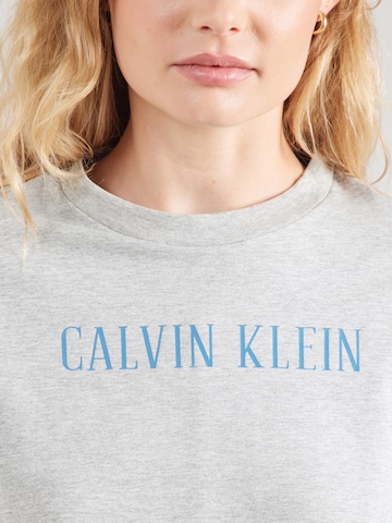 Calvin Klein Jeans Футболка в Серый