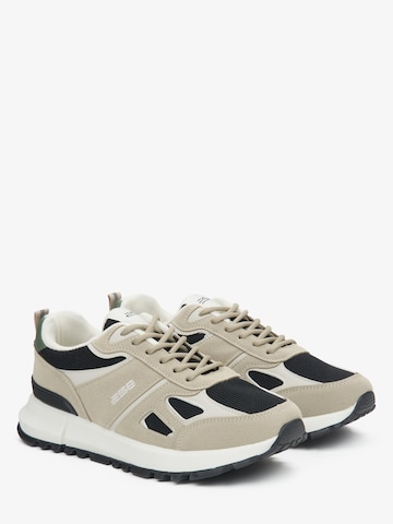 ES8 Sneaker low '90-3-04'‌ in Beige