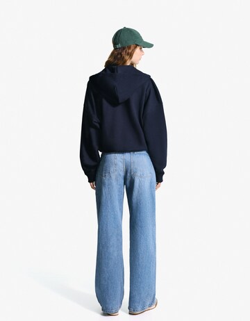 Giacca di felpa di Bershka in blu