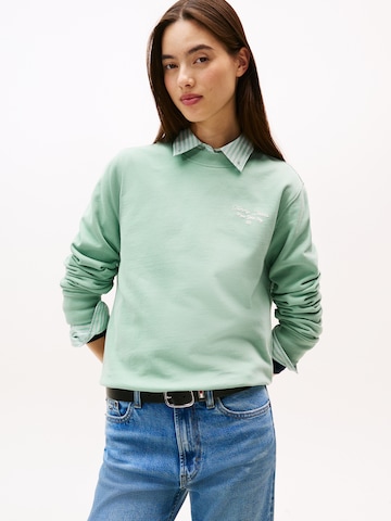 Tommy Jeans Tréning póló 'ESS' - zöld: elől