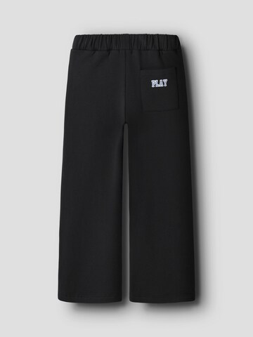 NAME IT - Pierna ancha Pantalón en negro