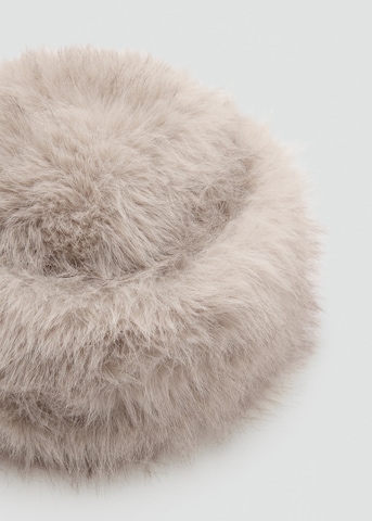 MANGO Beanie 'CHESUF3' in Beige