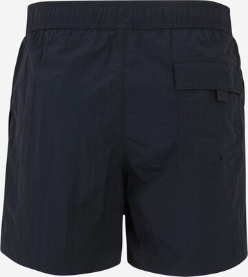 Champion Authentic Athletic Apparel Badeshorts in Blau