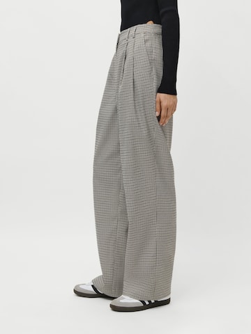 Wide leg Pantaloni con pieghe 'Shayenne' di LeGer by Lena Gercke in nero