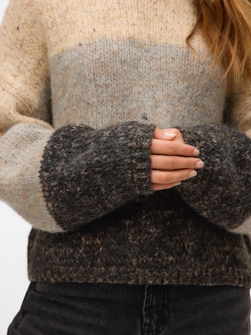 VERO MODA Pullover 'VMJENNA' i beige