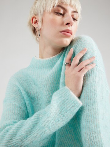 s.Oliver BLACK LABEL Sweater in Green