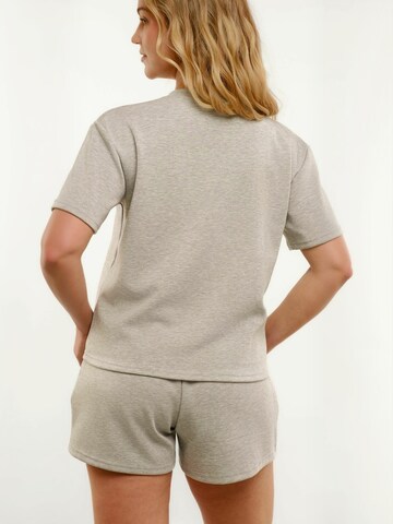 Maglietta 'Henny' di Liberte Essentiel in grigio