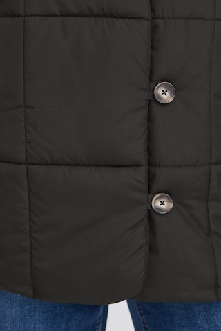 ICHI Overgangsjakke ' IHHANSA' i sort