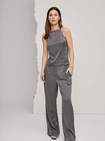 A LOT LESS Wide leg Pleat-Front Pants 'Florentina' in Grey