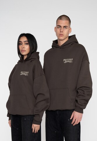 Felpa 'Scholar' di Multiply Apparel in marrone
