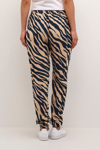 Tapered Pantaloni 'Marita' di Kaffe in blu