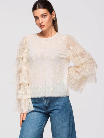 Ombre Blus i beige: framsida