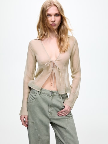 Pull&Bear Blouse in Green: front