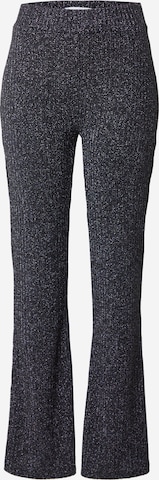 ABOUT YOUregular Hlače 'Laurina' - crna boja: prednji dio